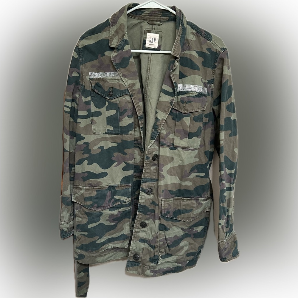 Camo Gap belted utility jacket, size large